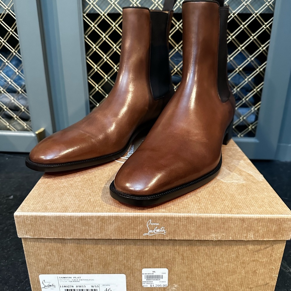 New never worn Christian Louboutin size 46(13)